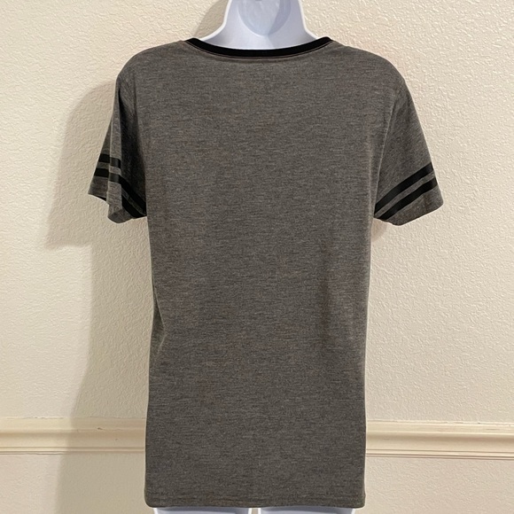 Arkansas State short-sleeved v-neck T-shirt with Bling by Colosseum Size L - Picture 3 of 5